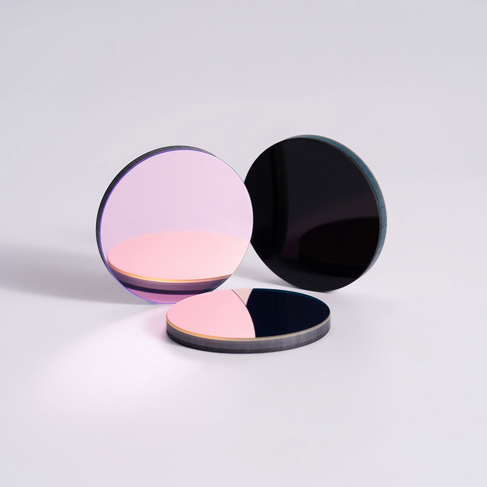 揭秘“鋯金屬濾光片”：不存在金屬薄片，卻是光學科技的核心